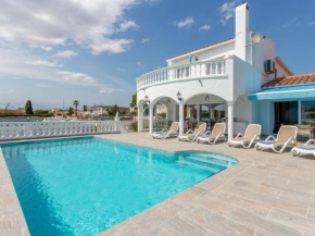 Holiday Home Peni